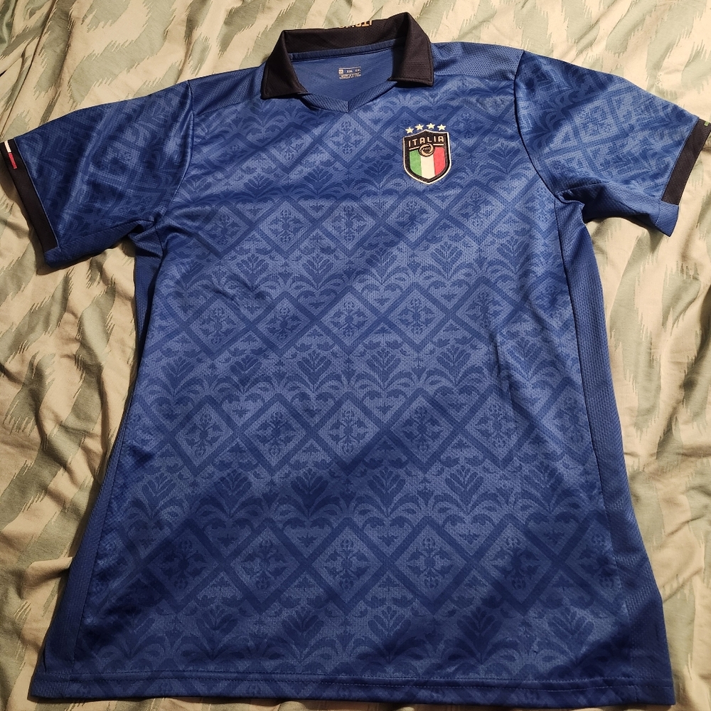 Italy Soccer Team Blue Jersey With The 4 Stars On The Crest Men's Size 2XL